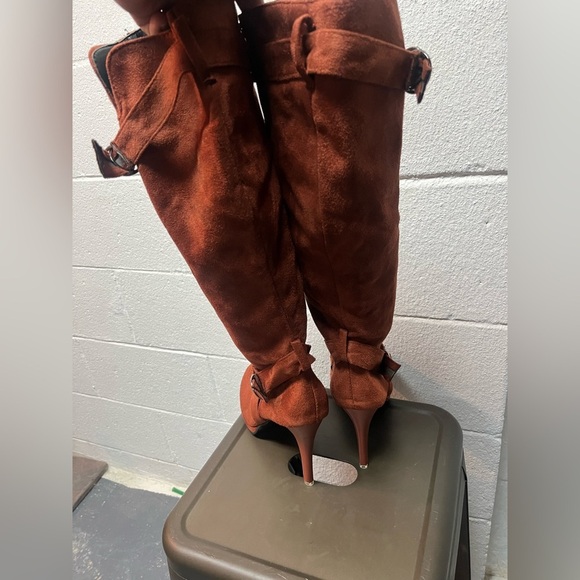 Women High Heel Boots Winter Fashion Buckle Strap Zipper Knee High Boots Size 41 - Picture 3 of 5